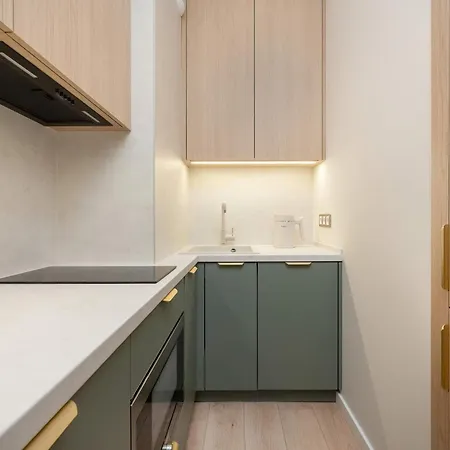 Apartment Prestizowy W Sercu Wroclawia Z Parkingiem I Klimatyzacja By Renters Prestige Wroclaw