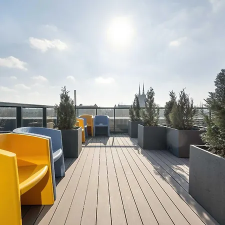 Apartment Prestizowy W Sercu Wroclawia Z Parkingiem I Klimatyzacja By Renters Prestige